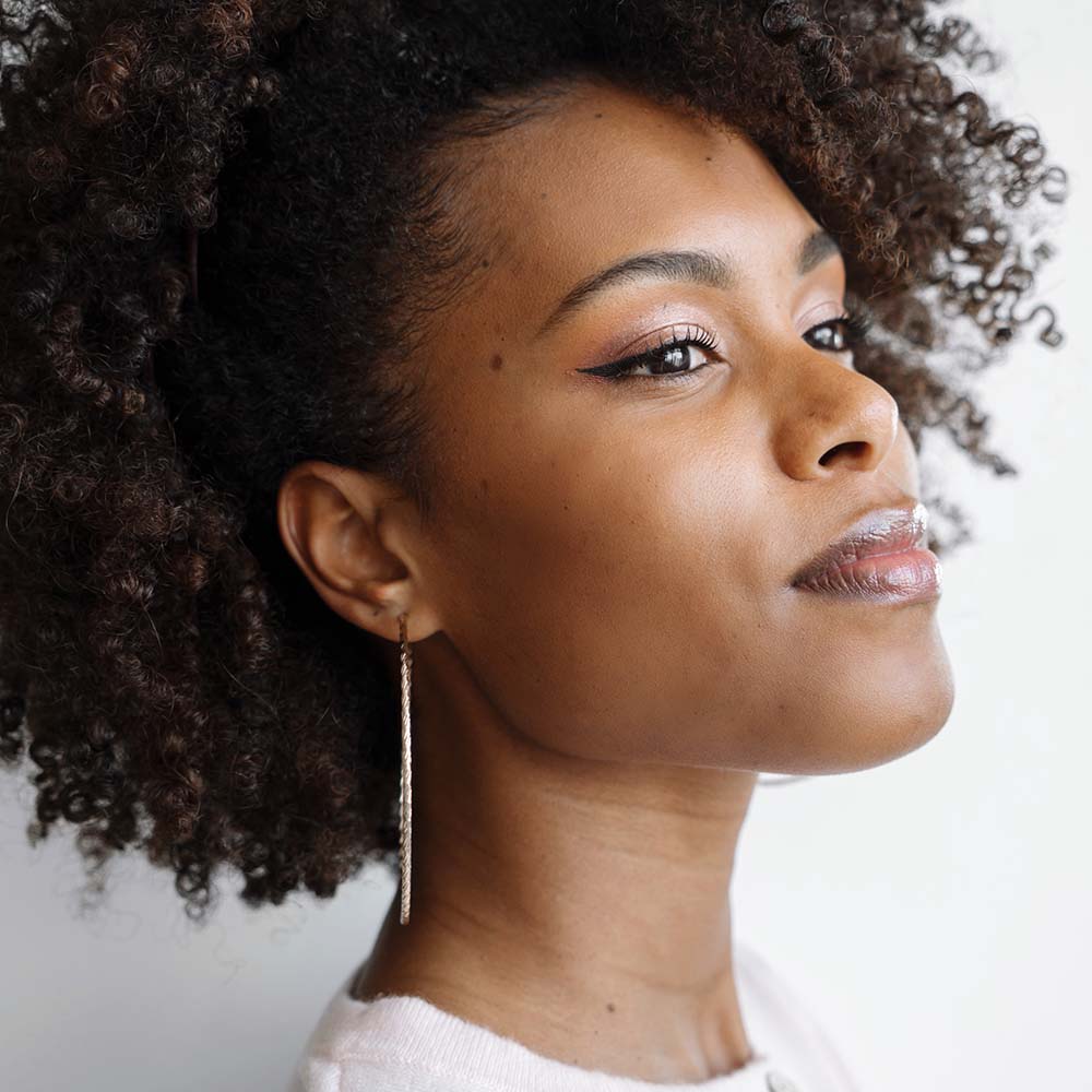 Looking for affordable home cleaners in Chicago? Our trusted team delivers thorough, reliable house cleaning at prices that fit your budget. From deep cleans to routine upkeep, we keep your home spotless, fresh, and ready for life—schedule your clean today!