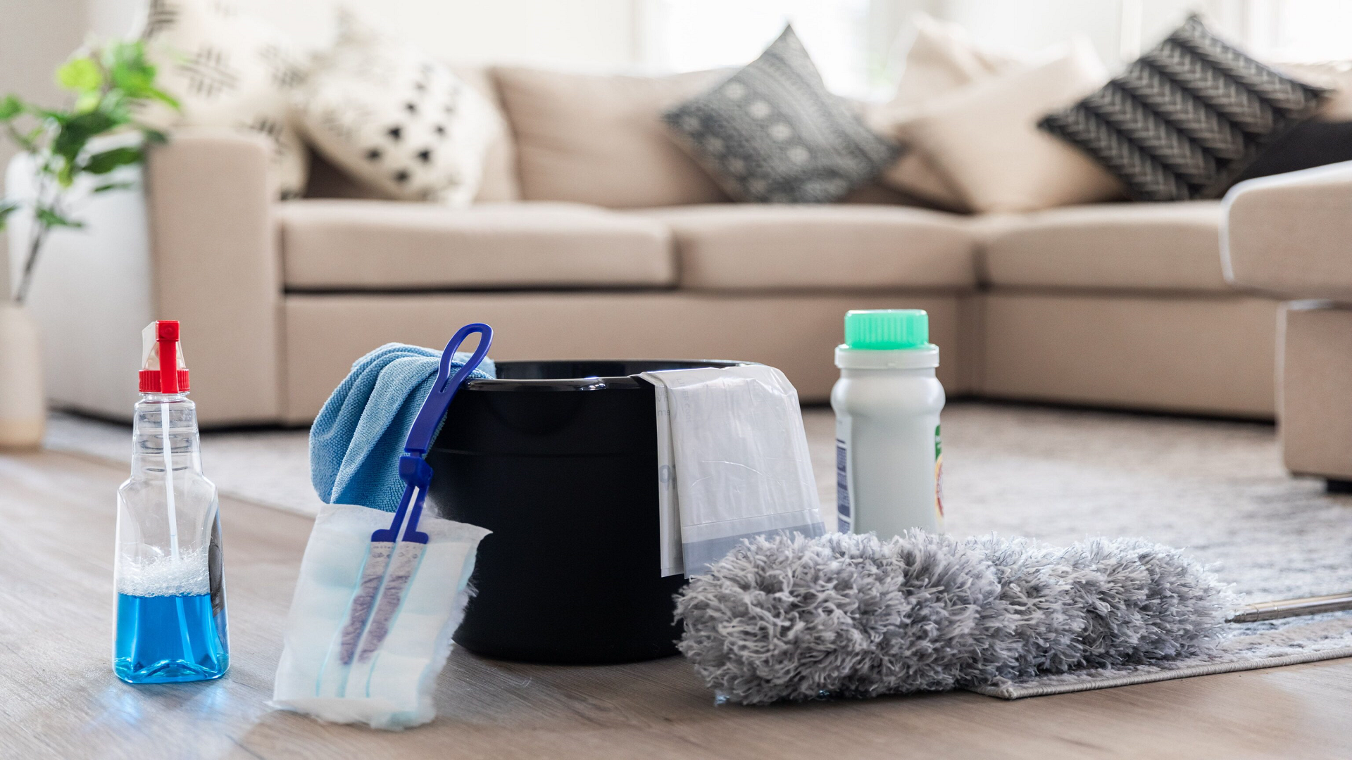 Keeping your home clean can be a challenge, especially with a busy lifestyle. But with AR Cleaners, it won’t be stressful anymore. We offer expert home cleaning services in Gold Coast IL that are designed to give you a spotless, healthier living space without any hassle.